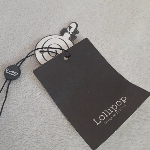 Lollipop Designed by Korea NWT Junior's S White Daisy Crochet Mesh Mod Retro Top - Picture 6 of 14